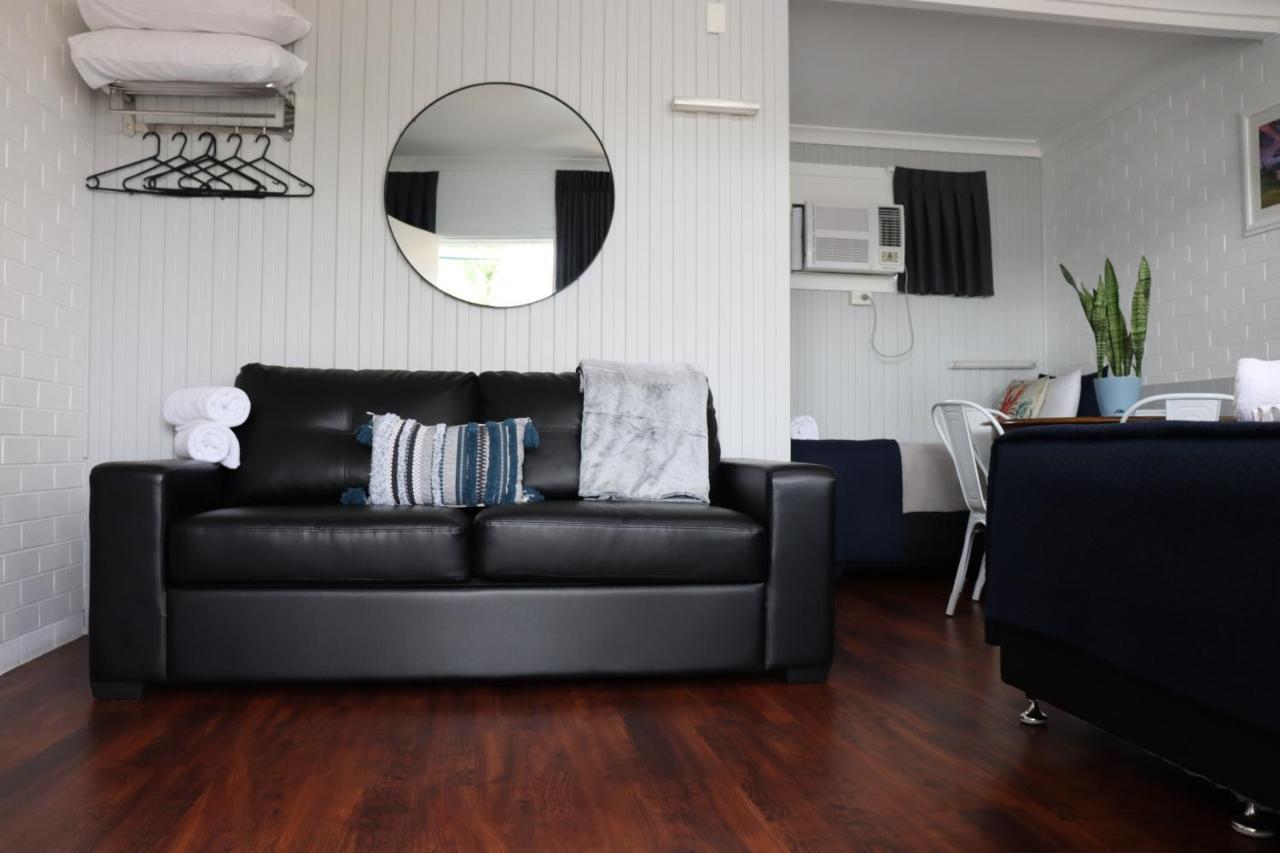 Almare Tourist Motel Ballina Bagian luar foto