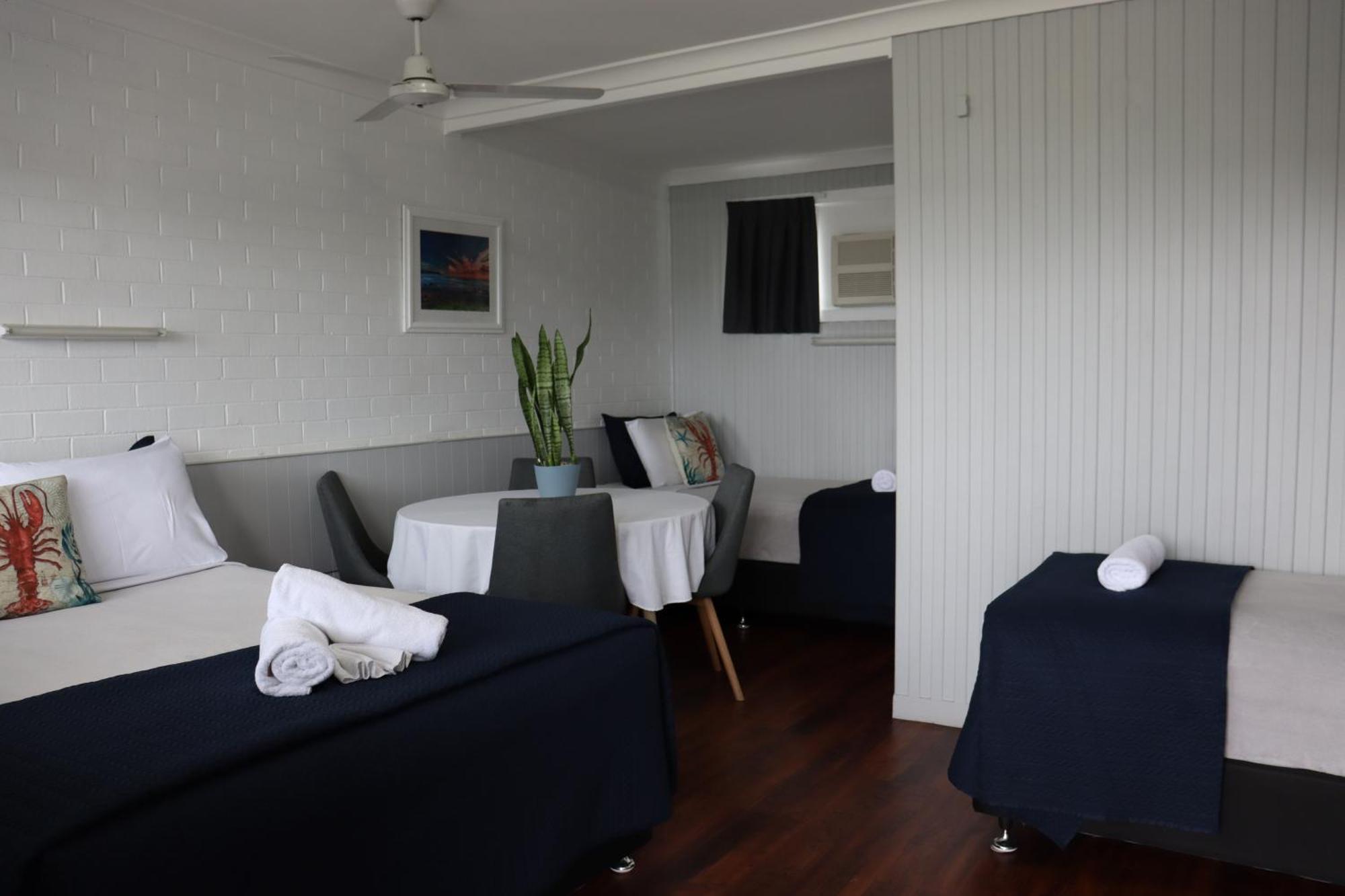 Almare Tourist Motel Ballina Bagian luar foto